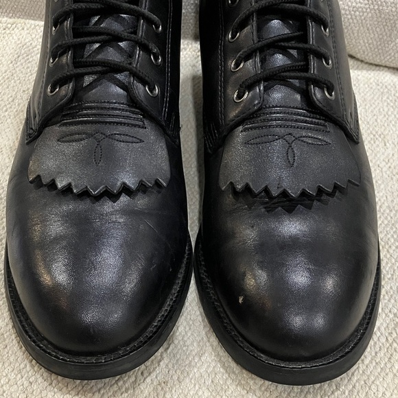 Ariat Men's size 9 wide Black laced Leather heritage kiltie Boots style 32501 - Picture 11 of 16